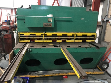 Pearson Guillotines, Used Shears, Used Guillotines, Used Sheet Metalworking Machinery, New Guillotines, Used Fabrication Machines