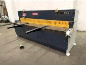 used 3mm guillotines, used 2.5 metre guillotines, used 8 foot shears, used hydraulic guilloines, used safan shears, new guilltine blades, new shear blades