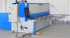 New sheet metal guillotines, New machzone guillotines, New machzone shears, new guillotine blades, new fabrication machines, new sheet metal machines, new industrial machinery